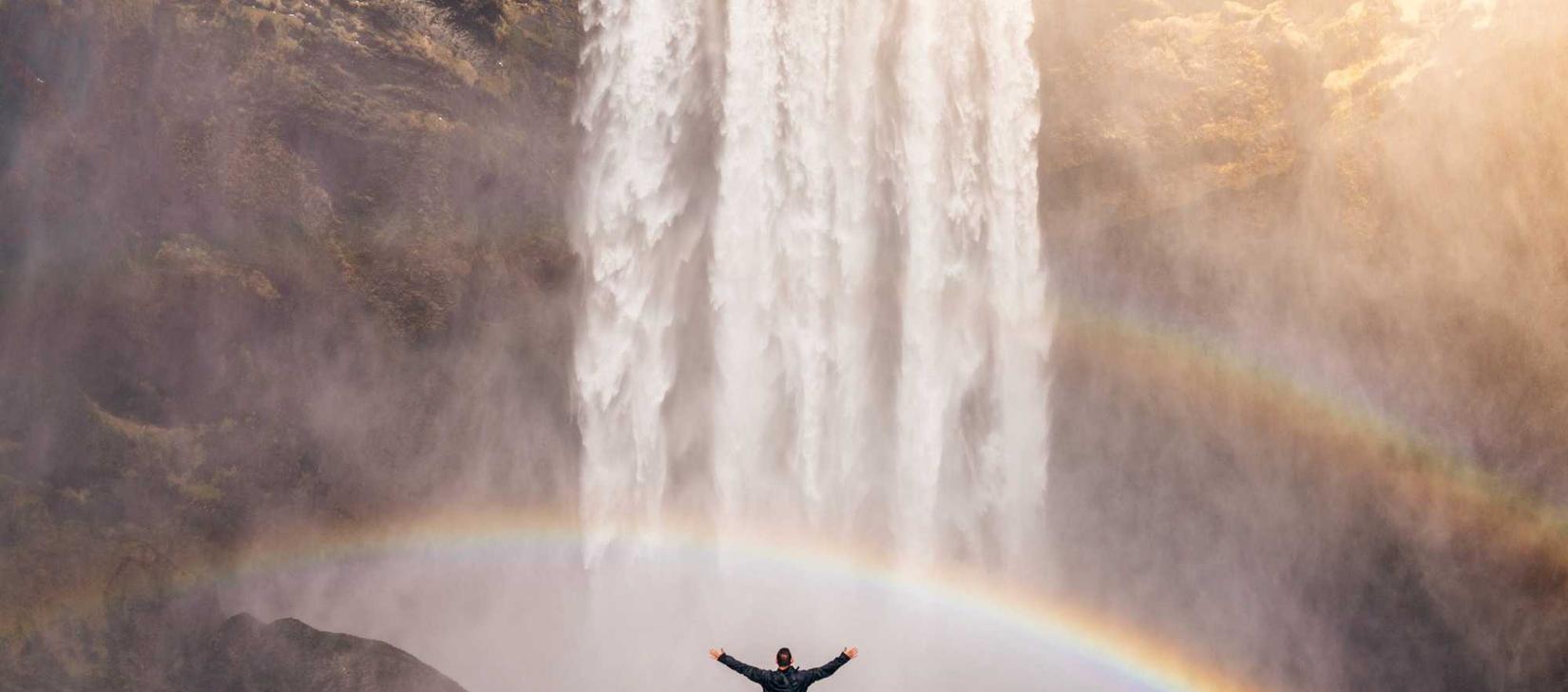 手游足球游戏：广西视频创作代理平台