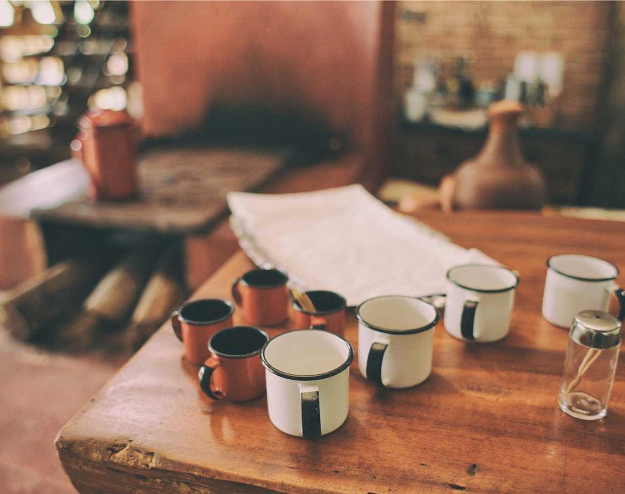 物联网卡买卖:fr域名代理注册