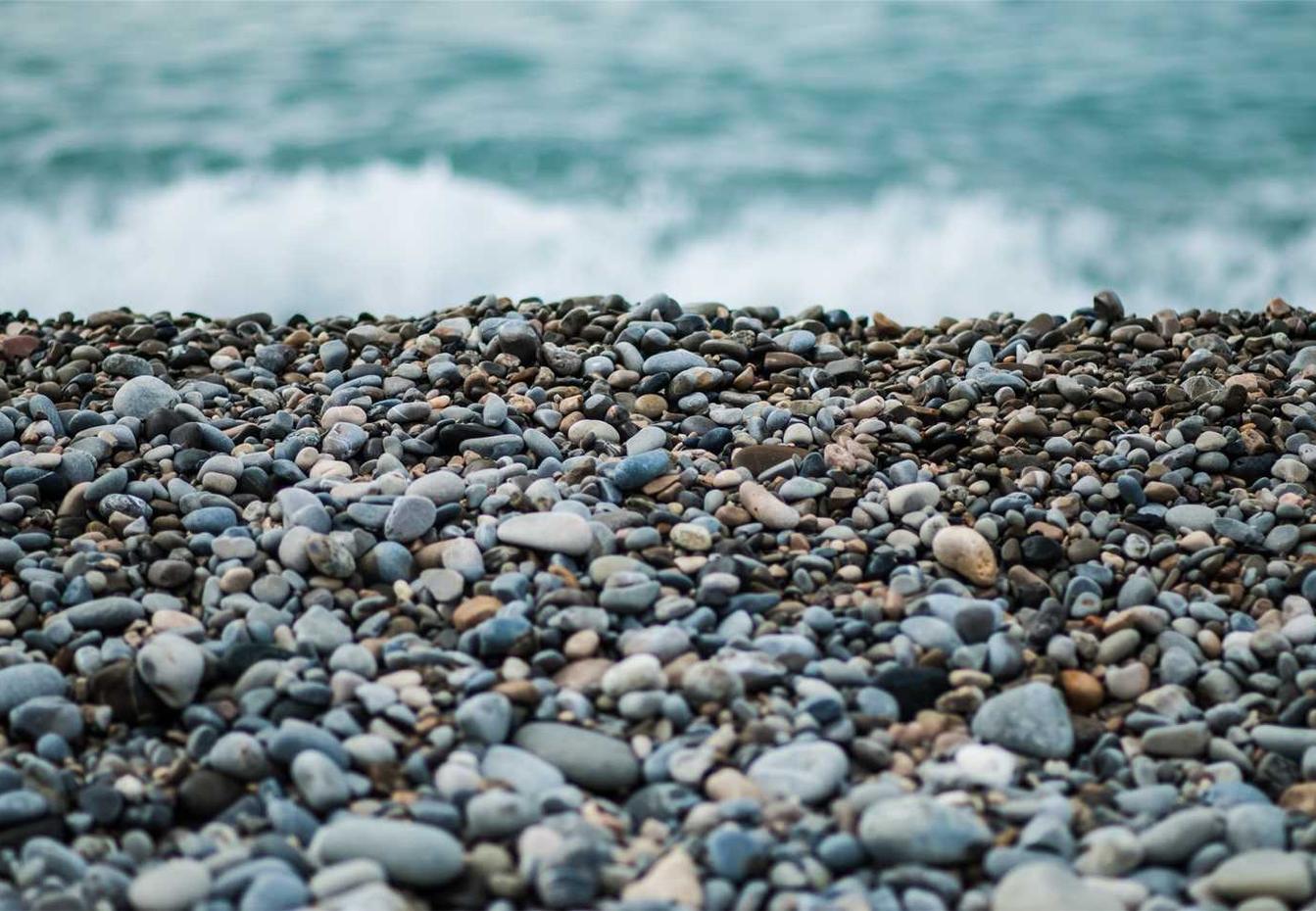 VX号交易网：流量卡是否泄露个人隐私？如何防范？