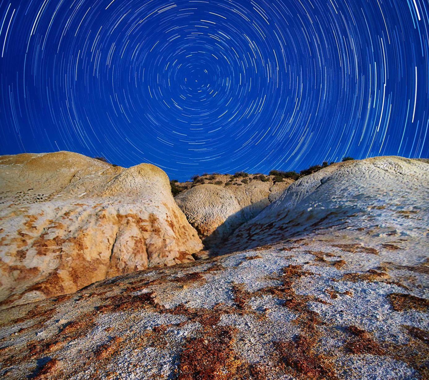 铁塔猫日月双爆珠（细）：手机股票开户平台